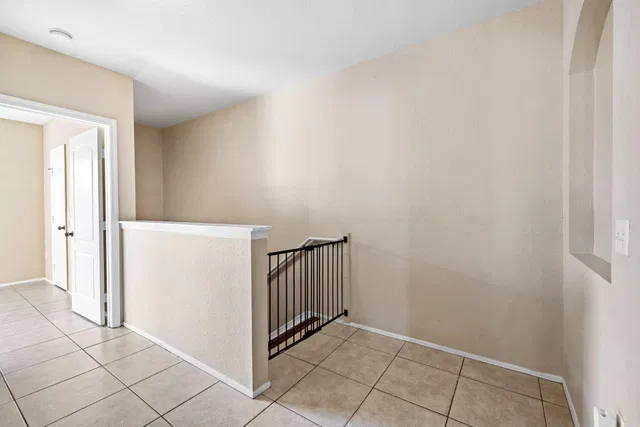Residence photo 18