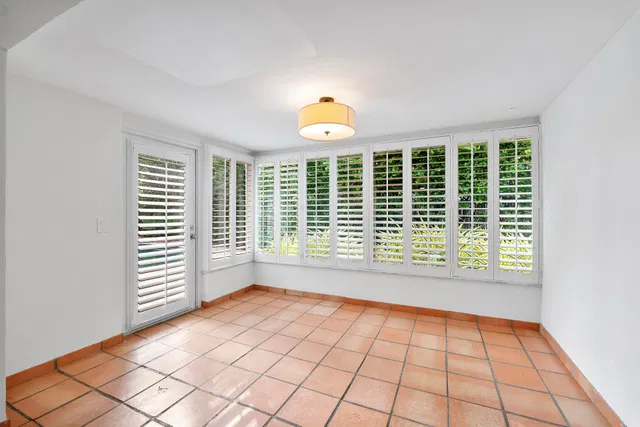 Residence photo 9