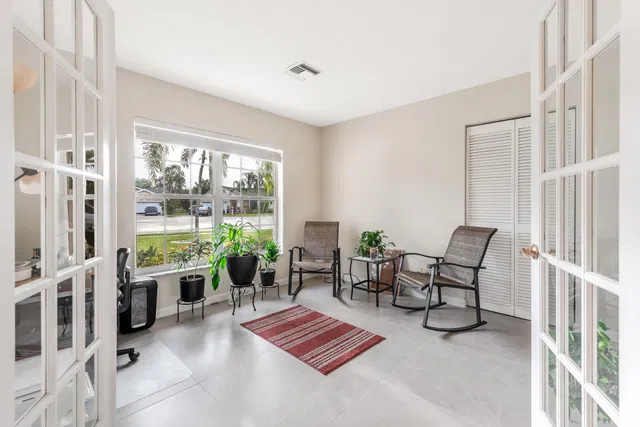  Residence photo 7