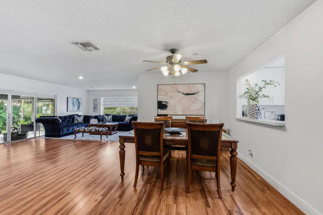 Residence photo 9