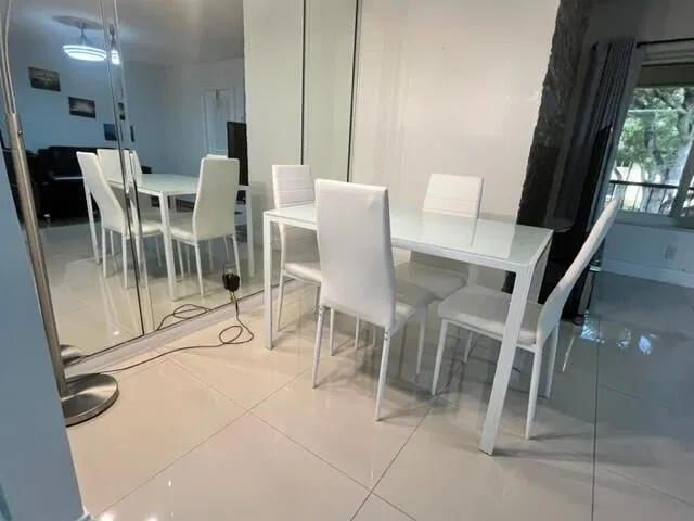 Unit C-2 photo 8