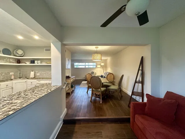 Unit 103 photo 14