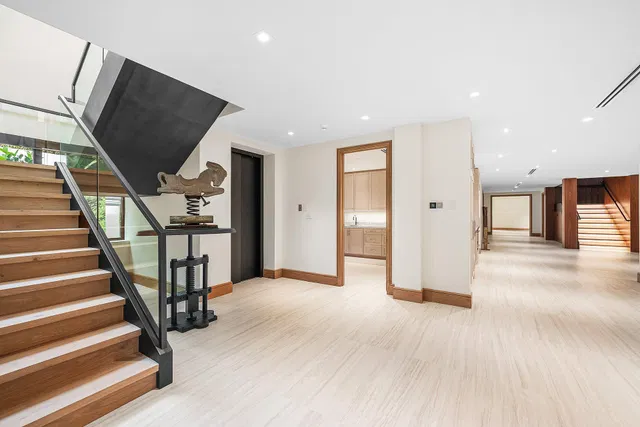 Residence photo 84