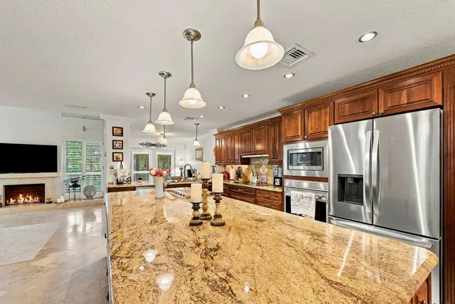  Residence photo 10