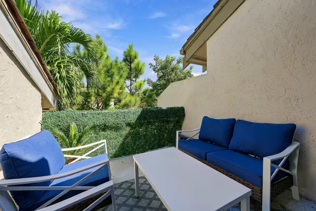  Residence photo 29