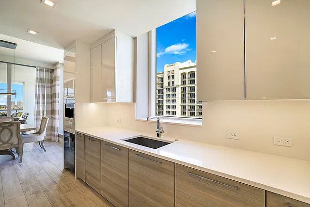 Vista Blue Unit 15 C photo 32