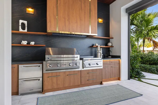 Palm Beach Isles Residence photo 20