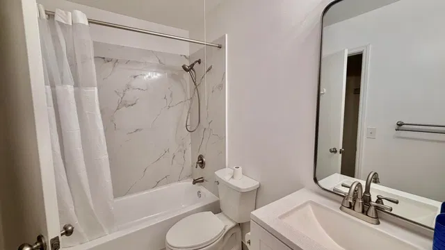 Residence photo 2