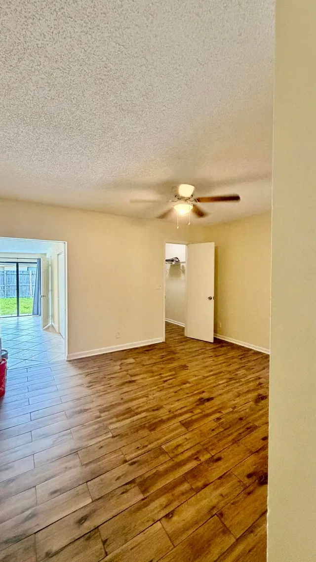 Residence photo 9