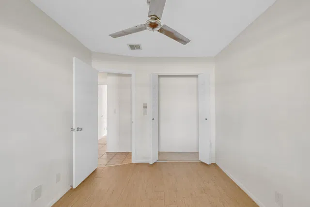 Residence photo 25