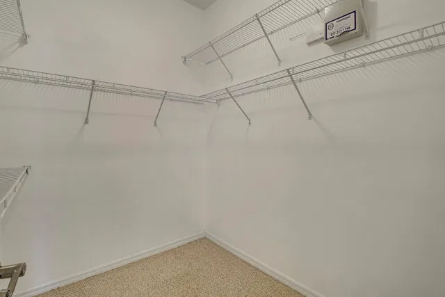 Unit H photo 17