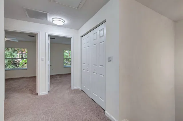 Residence photo 32