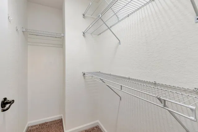 Residence photo 35