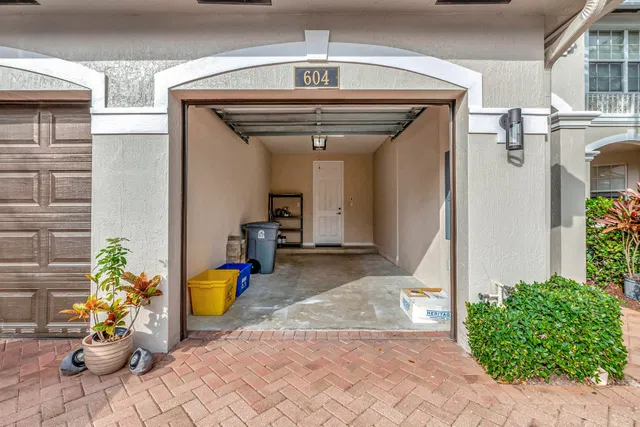 Residence photo 51