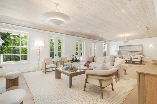 SoSo West Palm Beach Residence photo 4