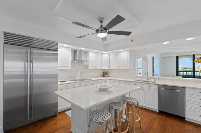 Unit B303 photo 19