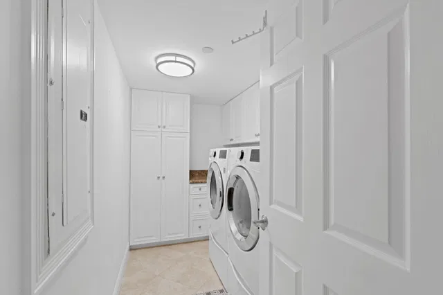 Unit B303 photo 39
