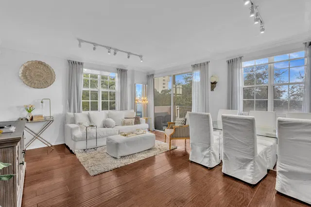 The Montecito Unit 213 photo 12