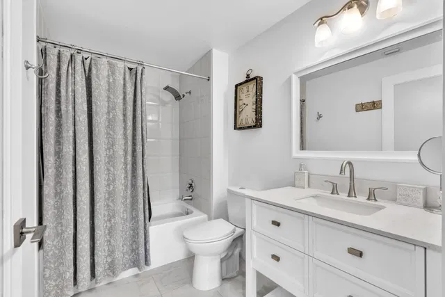 The Montecito Unit 213 photo 44