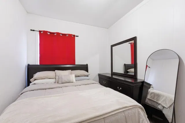 Residence photo 15