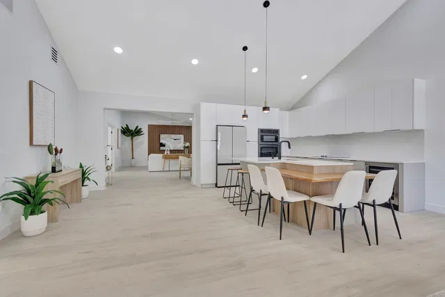 SoSo West Palm Beach Residence photo 6