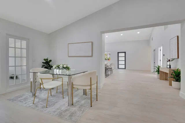 SoSo West Palm Beach Residence photo 14