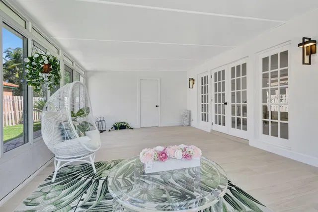 SoSo West Palm Beach Residence photo 32