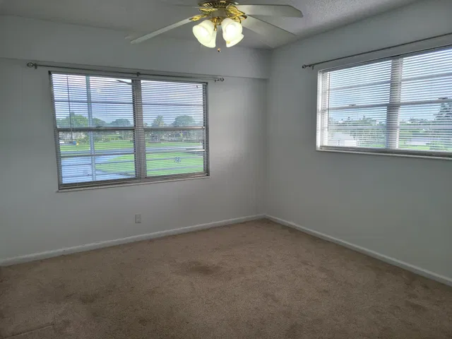  Residence photo 6