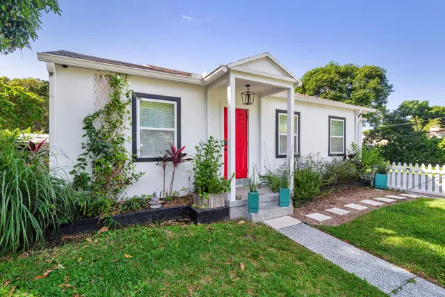 West Palm Beach Residence photo 2