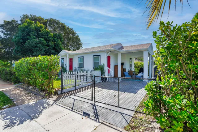 West Palm Beach Residence photo 20