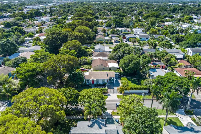 West Palm Beach Residence photo 24