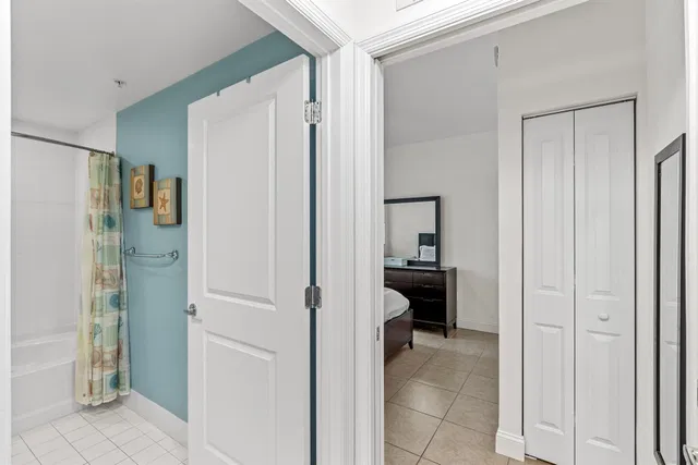 The Astor Unit 214 photo 23