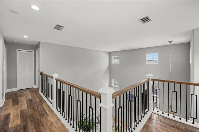  Residence photo 23