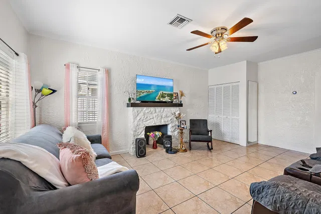 West Palm Beach Residence photo 7