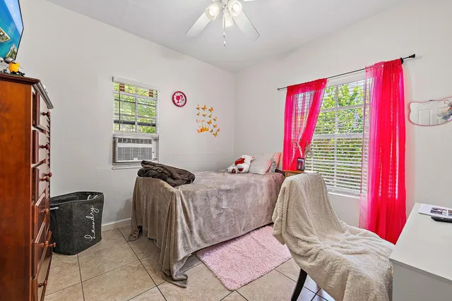 West Palm Beach Residence photo 14