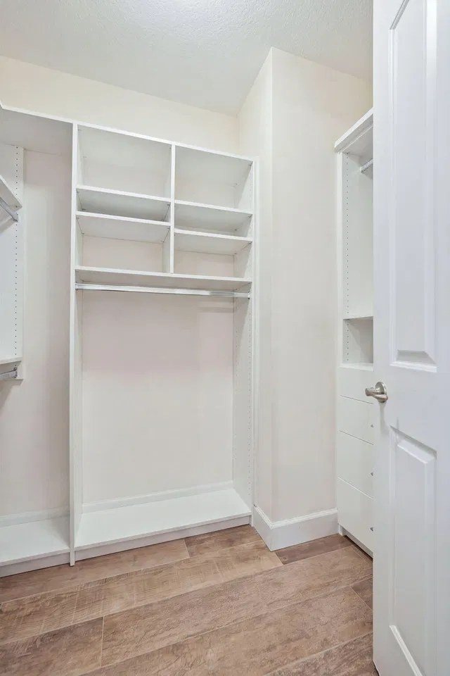Residence photo 25