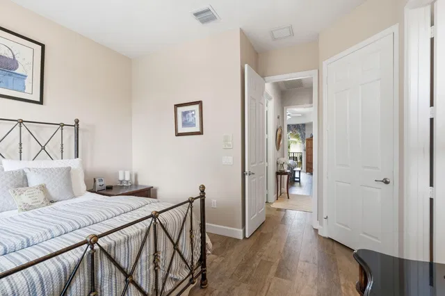 Residence photo 31