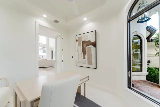 Boca Harbour Residence photo 18