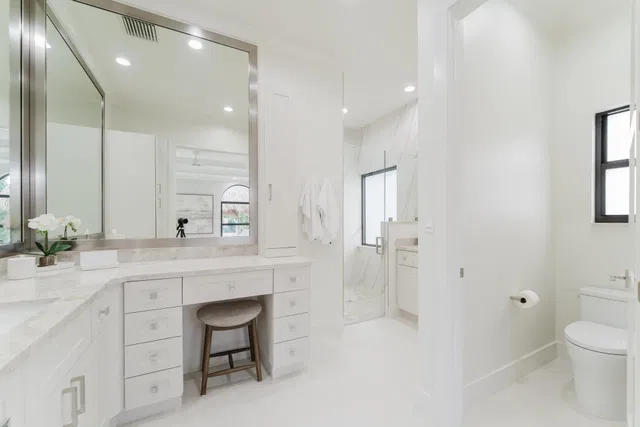 Boca Harbour Residence photo 27