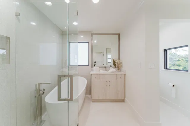 Boca Harbour Residence photo 40