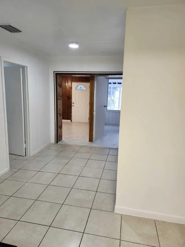 Residence photo 11