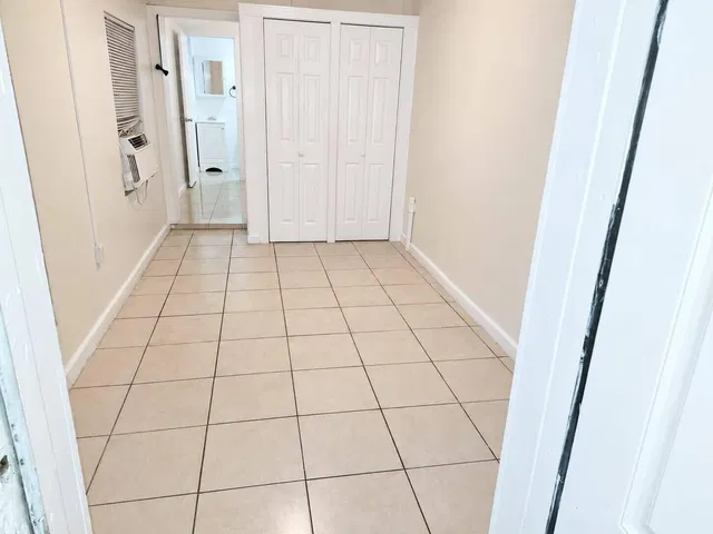 Residence photo 15