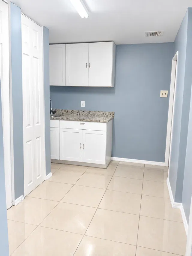 Residence photo 16