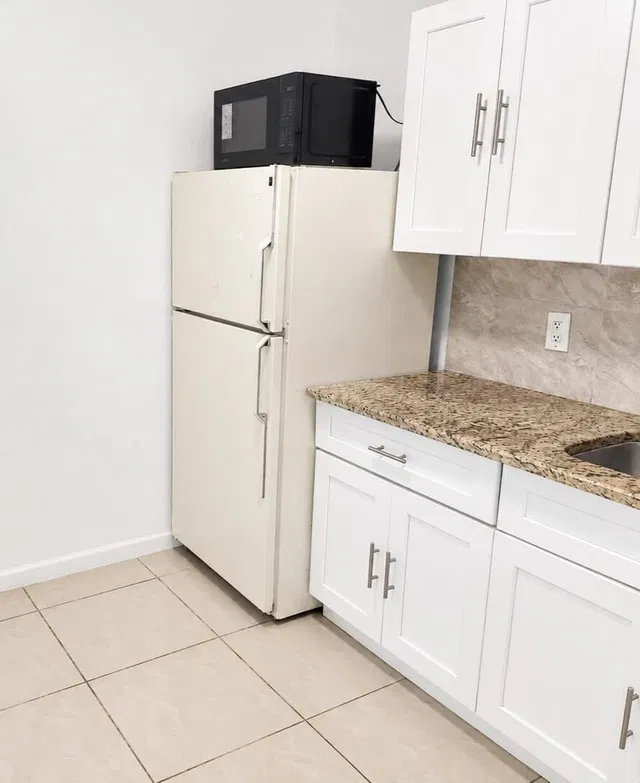 Residence photo 17