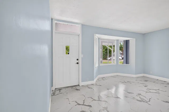 Residence photo 5