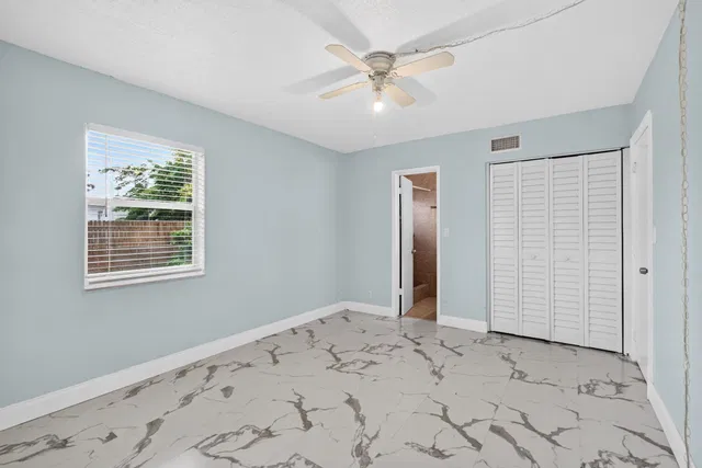 Residence photo 31