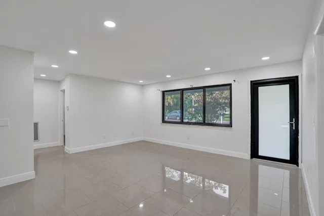 Residence photo 9