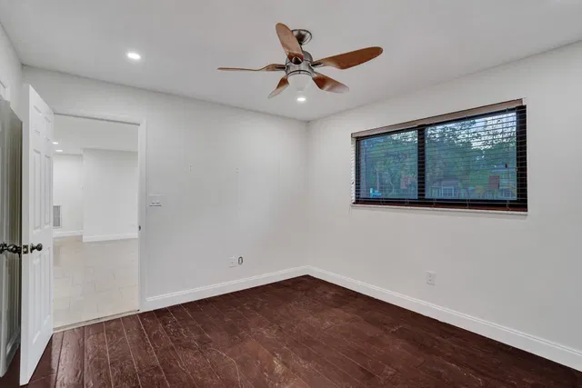 Residence photo 11