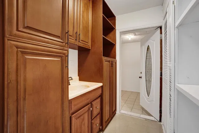 Residence photo 23