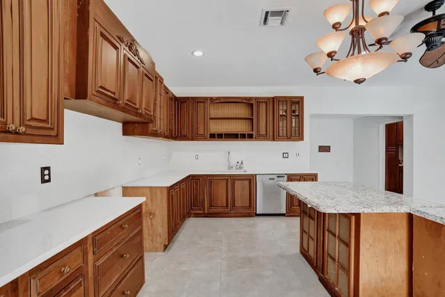Residence photo 28